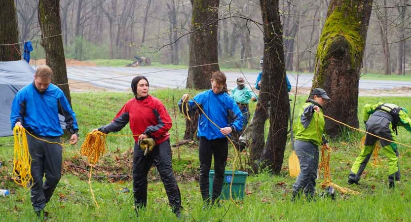 outdoor leadership school for young adults